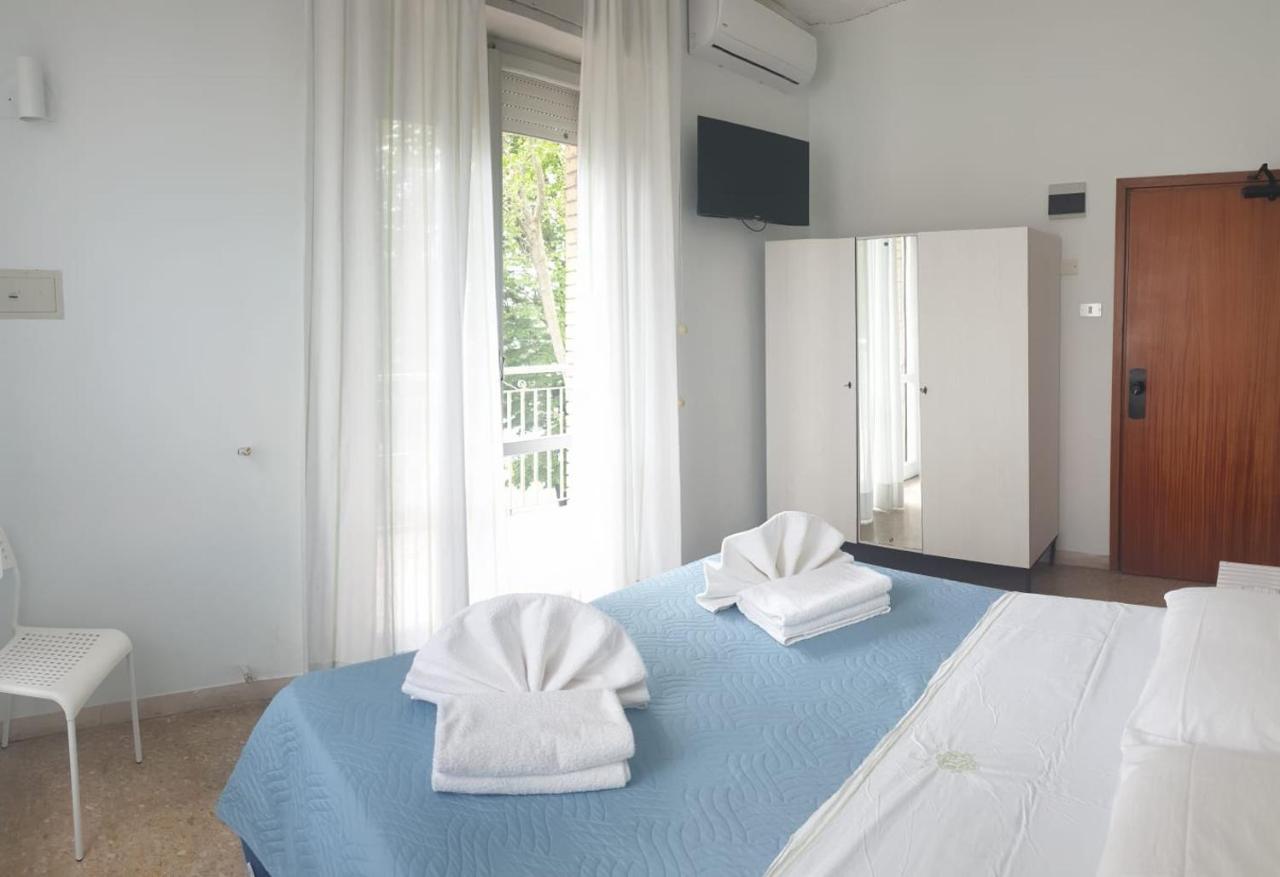 Hotel Alfa Anche In All Inclusive 리미니 외부 사진