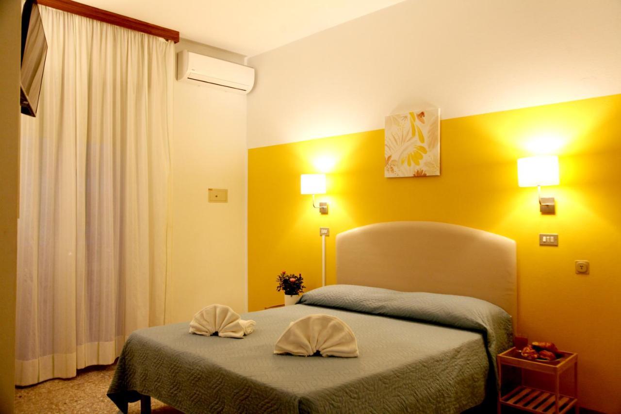 Hotel Alfa Anche In All Inclusive 리미니 외부 사진