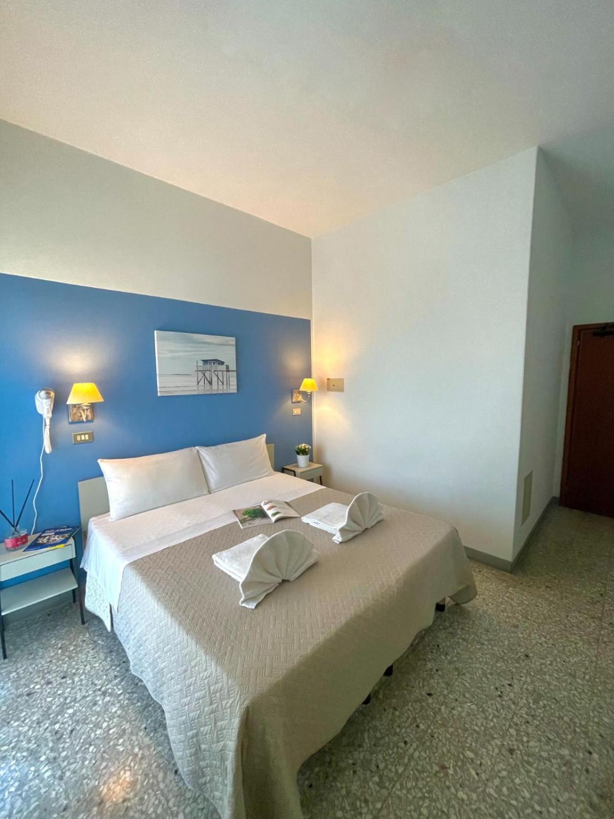 Hotel Alfa Anche In All Inclusive 리미니 외부 사진